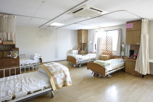 落ち着いた雰囲気の居室