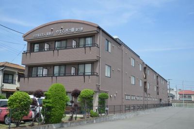 整った外観の建物