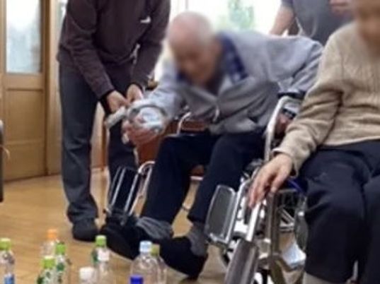 交流が行われる座席部屋