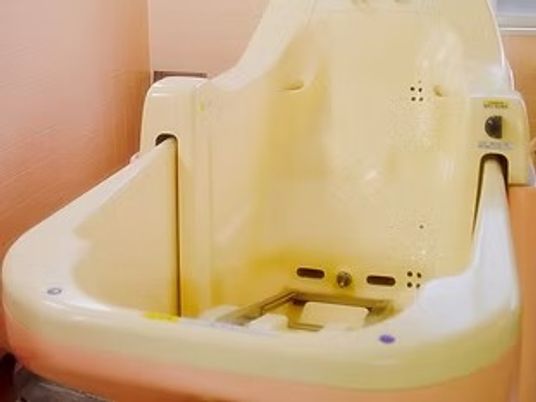 入浴用チェアの浴室  