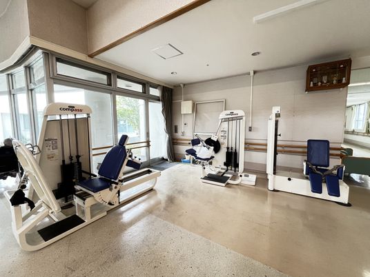 機能訓練室の器具  
