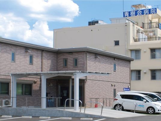 病院併設の外観  