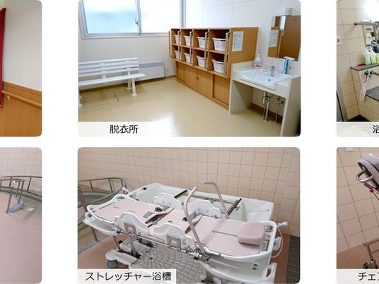 明るい脱衣所  
