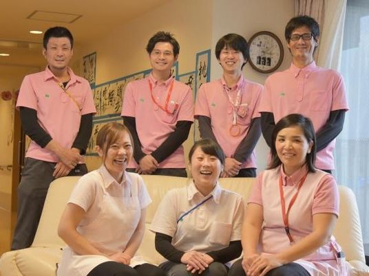 スタッフ集合のリビング  