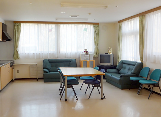 短期入所生活介護事業所新得やすらぎ荘の外観