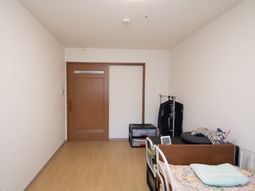 清潔感ある居室の一角