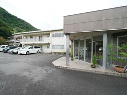 施設のエントランス景観