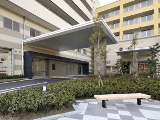 中庭のある施設外観  