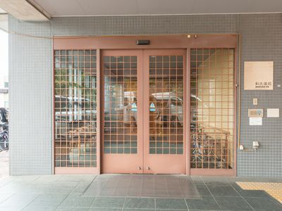 自動ドアのエントランス