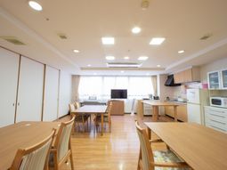 清潔なダイニング