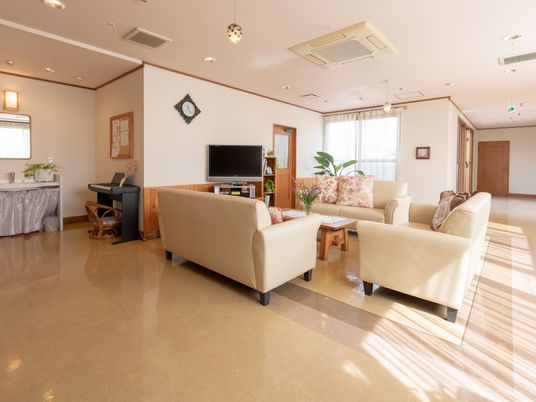 暖かみのある共有リビング