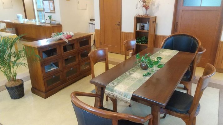 居心地の良い快適なラウンジ