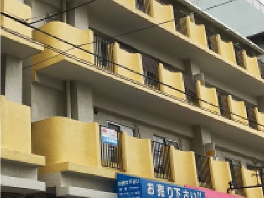 外観のバルコニー  