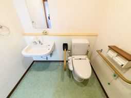 バリアフリー対応トイレ