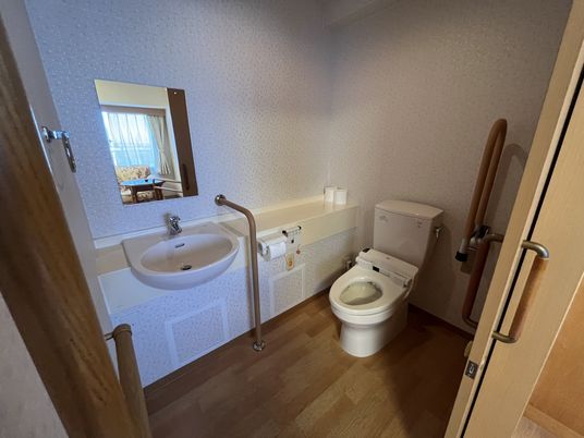 ゆったりとした浴室