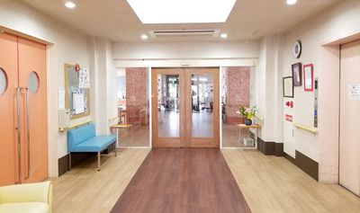 広いエントランス