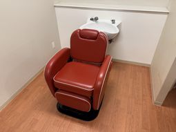 リラクゼーション椅子がある部屋