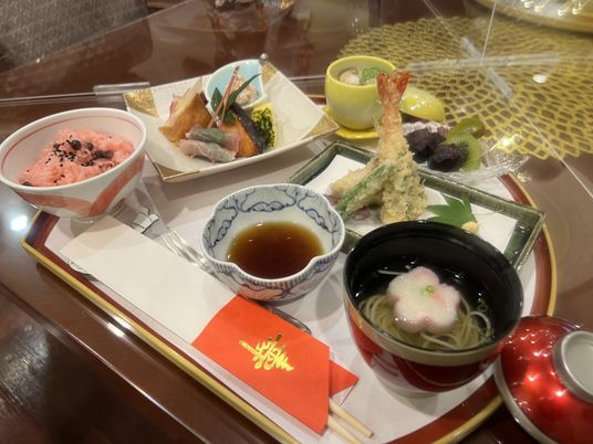 豪華な和食膳