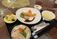 色鮮やかな料理の食事