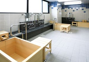 広々とした浴室