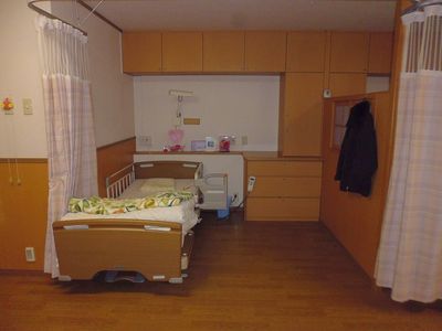 落ち着いた雰囲気の居室