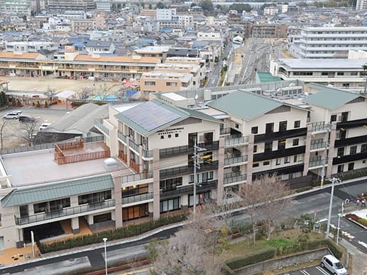 老人居宅介護等事業 高寿園の外観