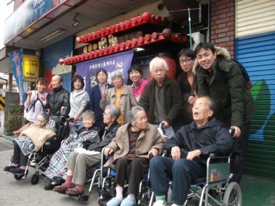 笑顔あふれる集合写真