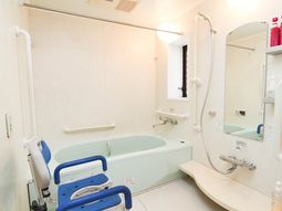バリアフリー浴室の設備