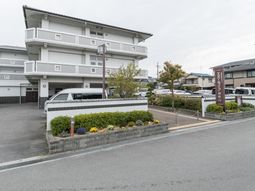 清潔感のある建物外観