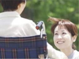 介護の様子を示す画像