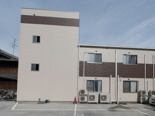 建物外観の簡潔描写