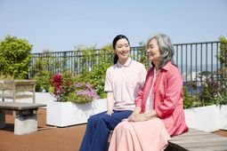 広々とした明るいダイニング