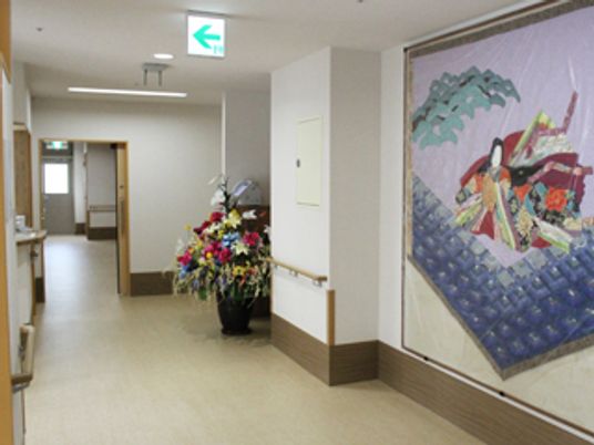 和の装飾がある廊下