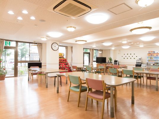 快適な共有ダイニング空間