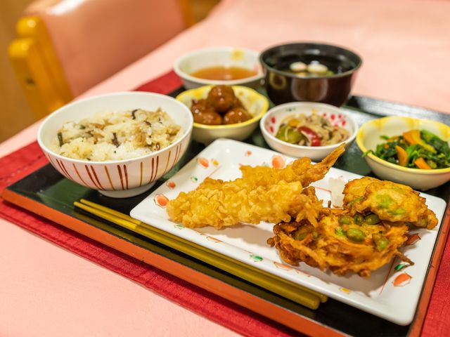 和食の彩り豊かな料理