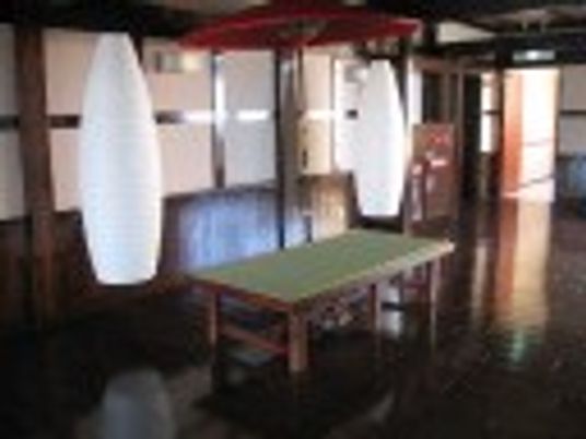 和風の装飾がある廊下