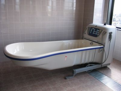 便利な設備の浴室