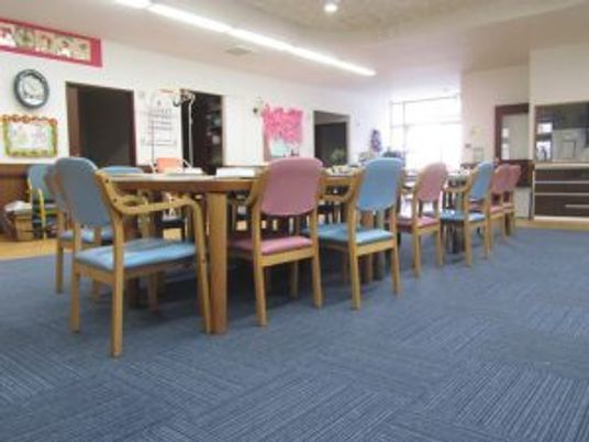 明るいダイニングルーム