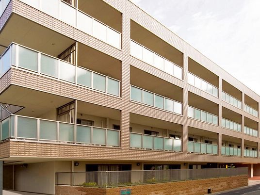 清潔な外観の建物