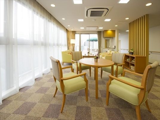 快適なラウンジ空間