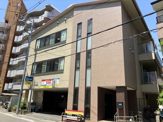 外観の建物  