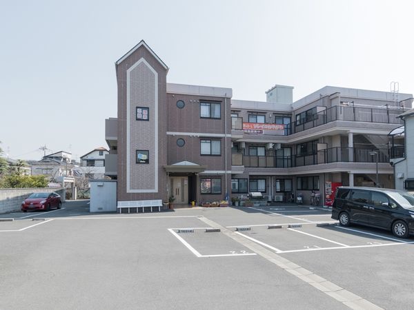 ゆったり広々とした外観