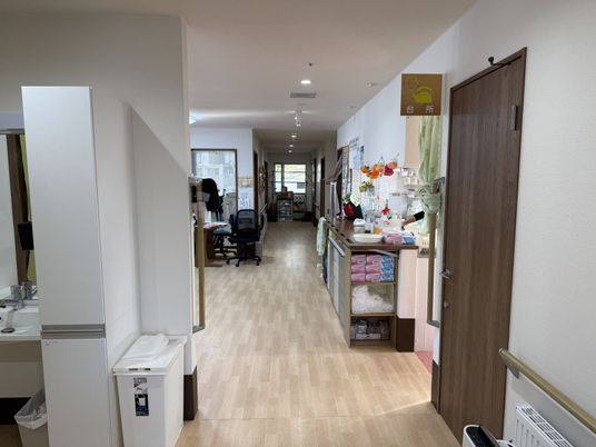 広い廊下