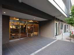 清潔なエントランス風景