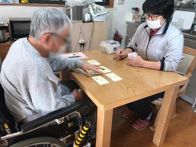 落ち着いた雰囲気の部屋