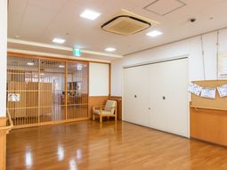 広々とした廊下