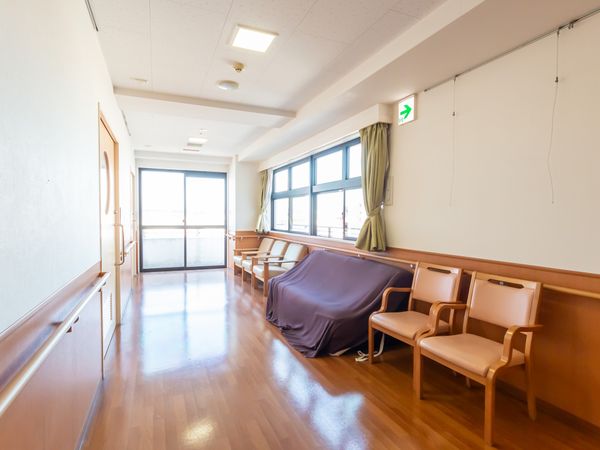 広々とした廊下