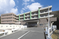 広々とした建物の外観