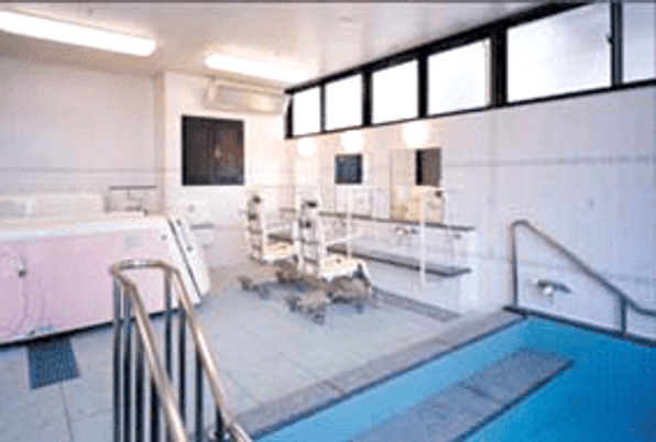 広々とした浴室