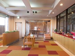 暖かみのあるエントランス